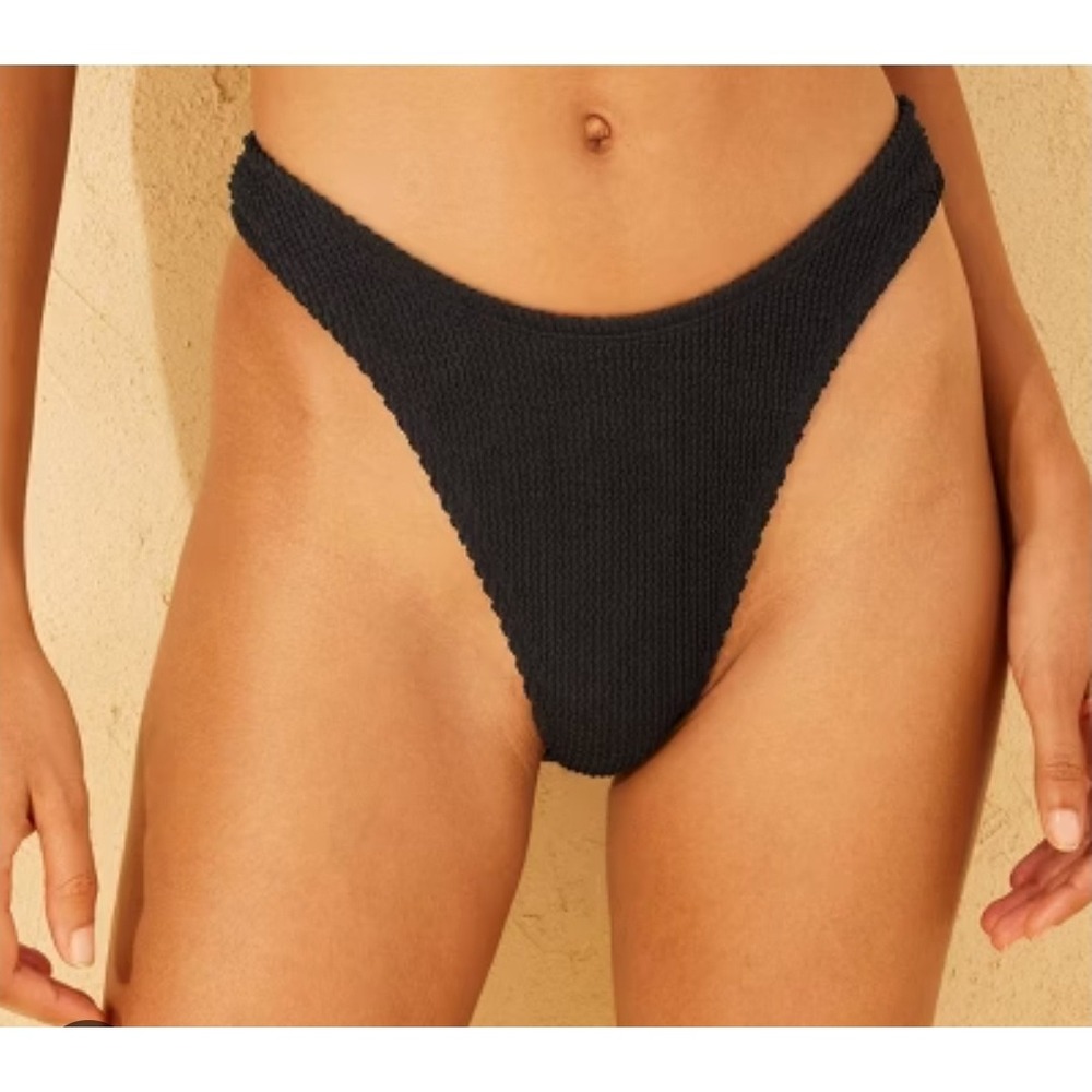 Wild Fable NWT Small Black Textured Extra High Cut Bikini Bottom Cheeky Swimwear